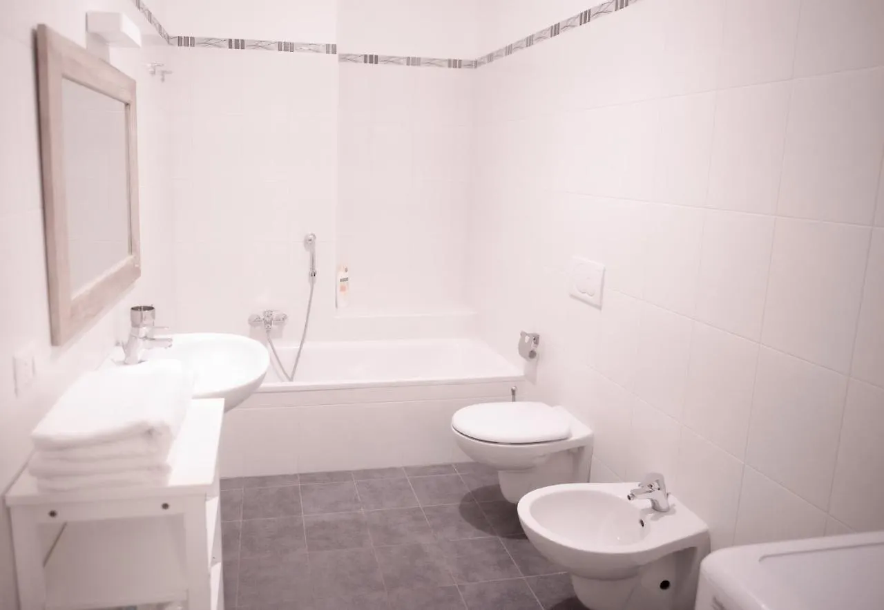 Griante Suites Cadenabbia 0*,