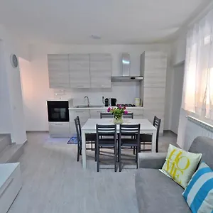  Holiday home Casa Carma